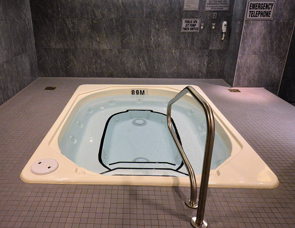 H1100-C Model Commercial Hot Tub