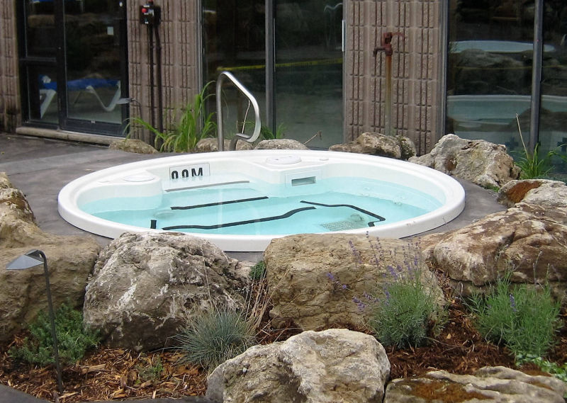 H800-C Model Commercial Hot Tub