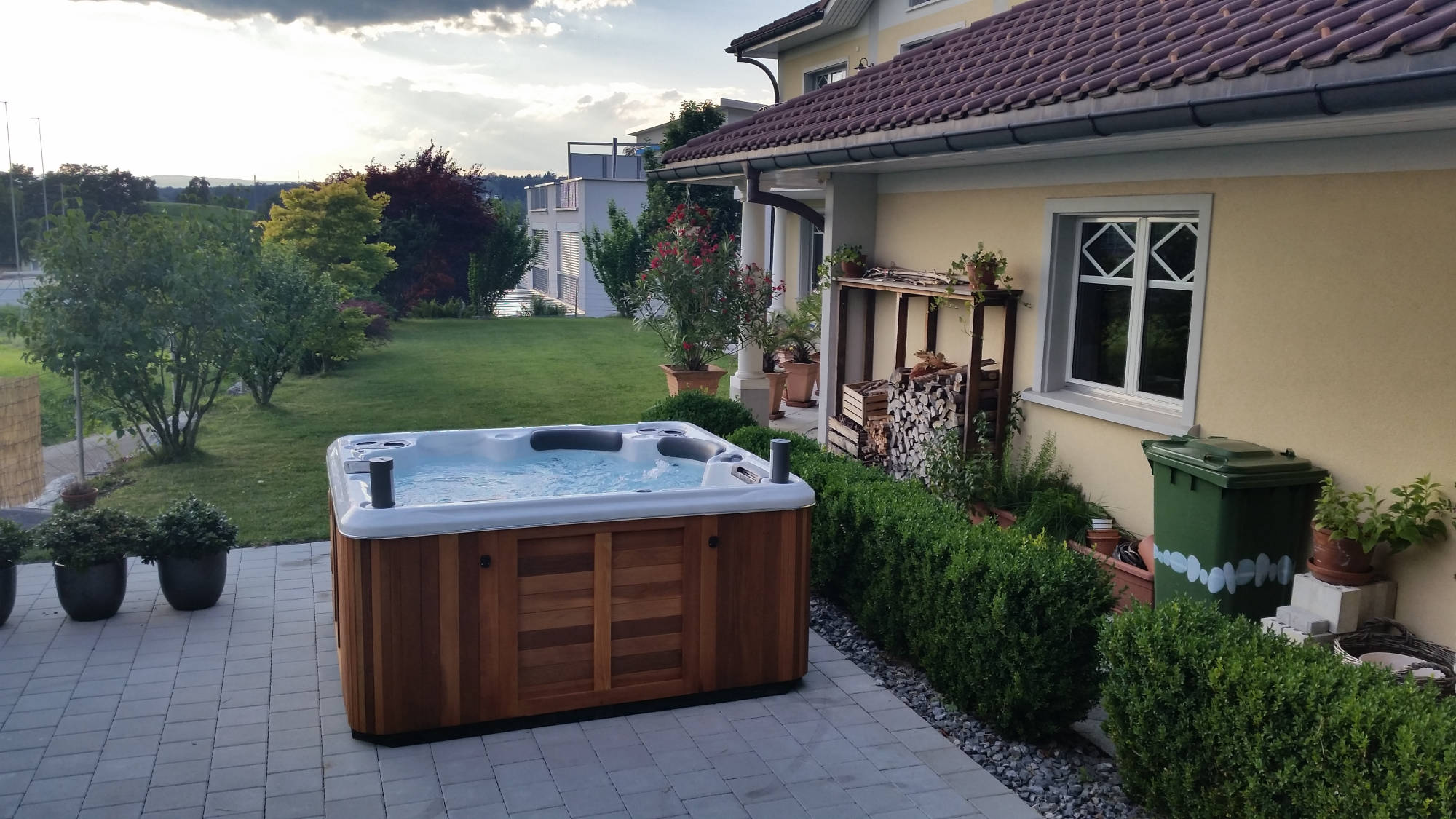 Hot Tub with Surround Sound