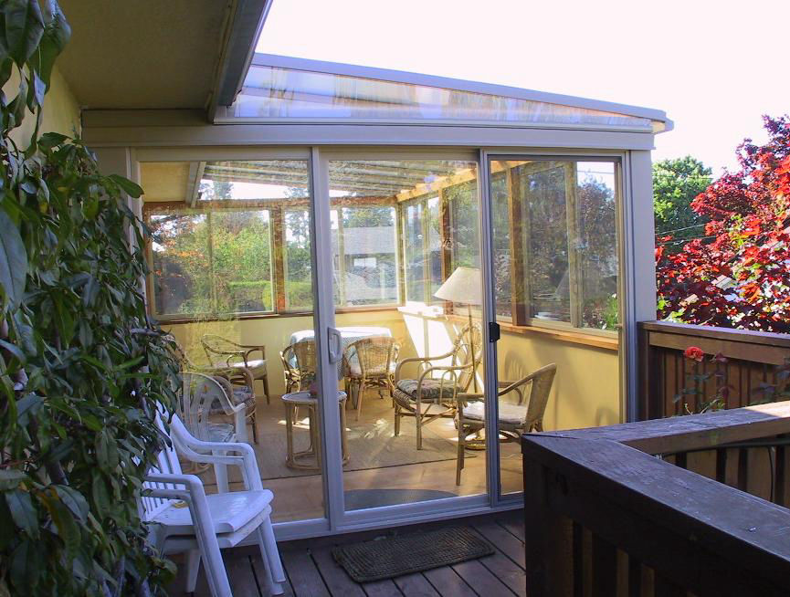 Sunroom Clear Acrylic Outside View